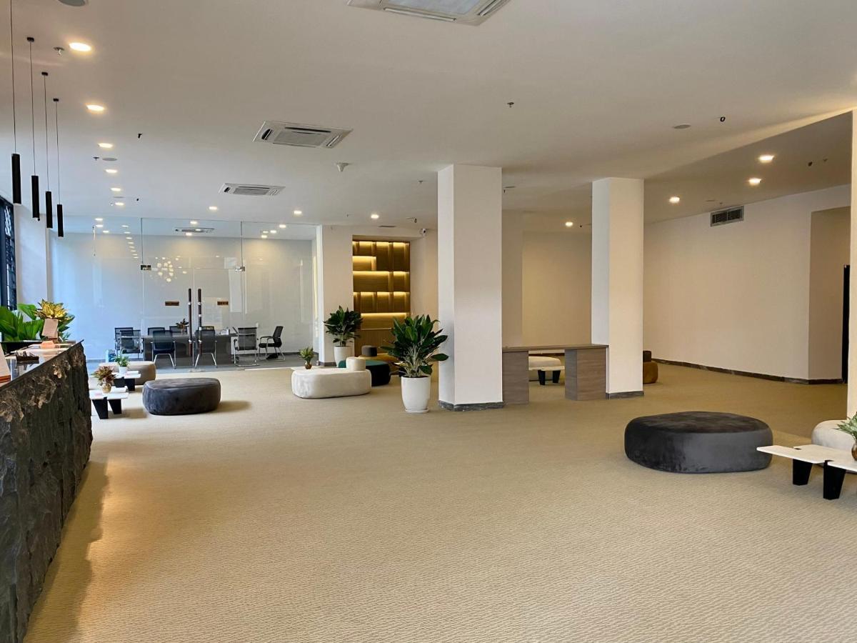 הו צ'י מין סיטי The Arrivals-Lakeview Studio Apartment מראה חיצוני תמונה